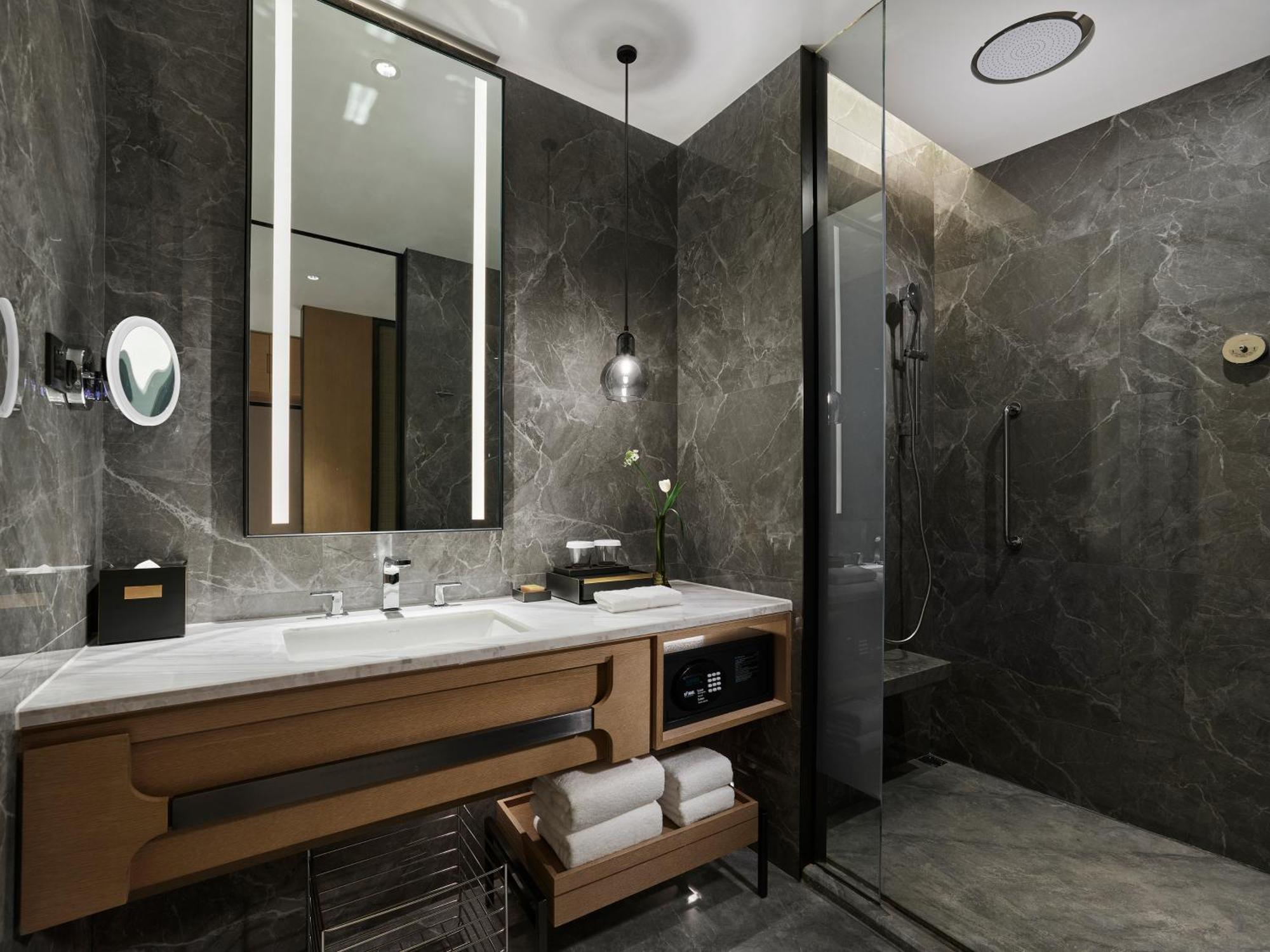 Doubletree By Hilton Chengdu Riverside - Close To Panda Base And Chengdu East Railway Eksteriør bilde